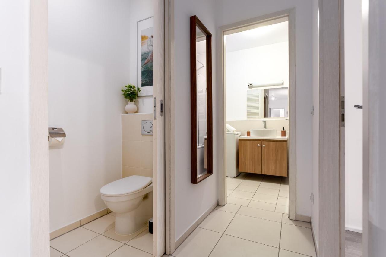Urban Oasis With Free Parking Apartment Будапеща Екстериор снимка